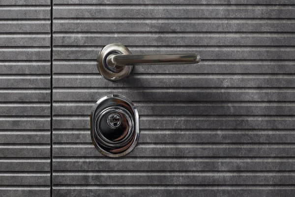 Двері вхідні Міністерство дверей Престиж 297 мармур темний / білий 2050x960 мм ліві