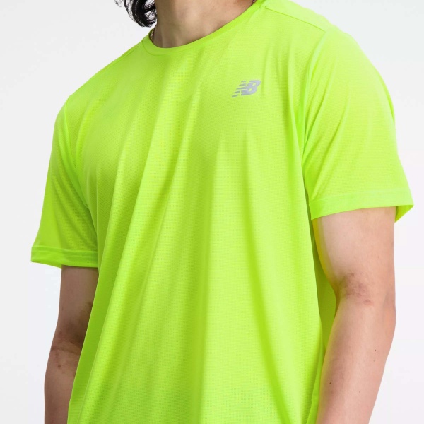 Футболка New Balance ACCELERATE SHORT SLEEVE MT23222THW р.M жовтий