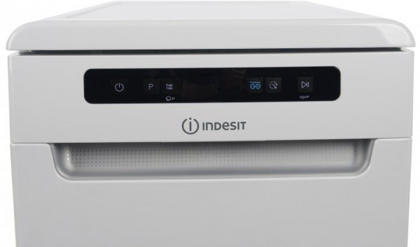 Посудомоечная машина Indesit DSFO3T224C
