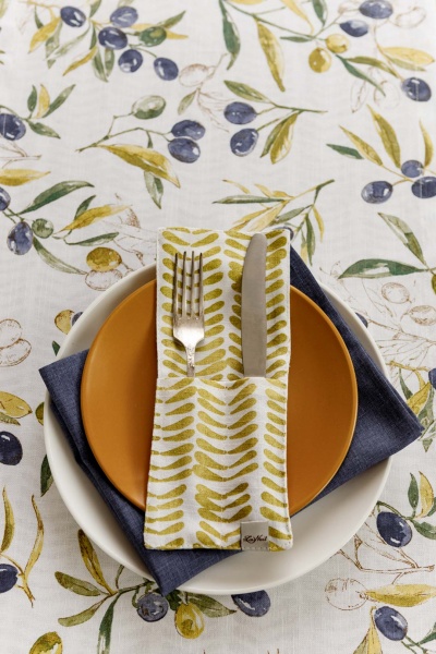 Скатерть водонепроницаемая Oliva 136x180 см La Nuit 