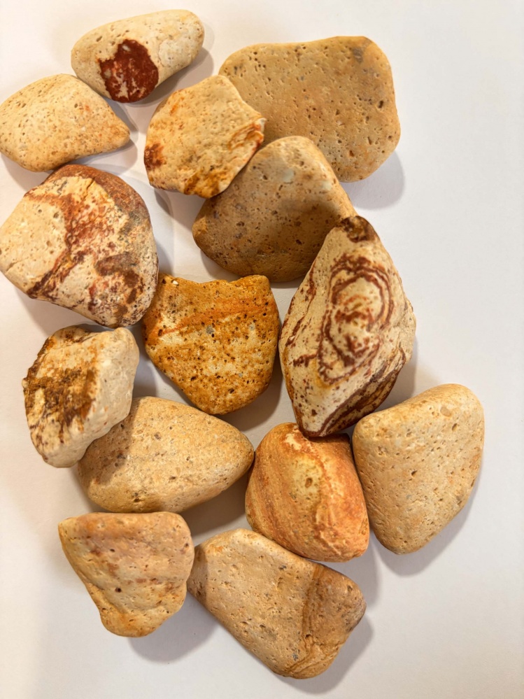 Ґрунт для акваріума Біонік Галька Райдужний камінь 10-20 мм 5 кг