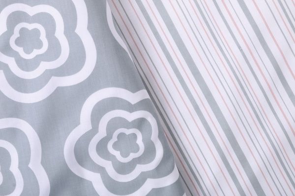 Комплект постельного белья Белые розы 1,5 серый с белым 