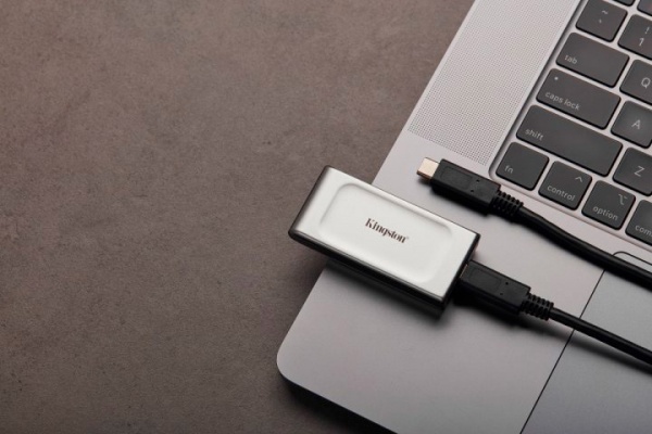 SSD-накопичувач Kingston XS2000 1000GB Portable USB Type-C 3D V-NAND (SXS2000/1000G) 