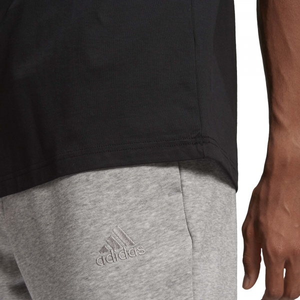 Футболка Adidas M BL SJ T GK9120 р.3XL чорний