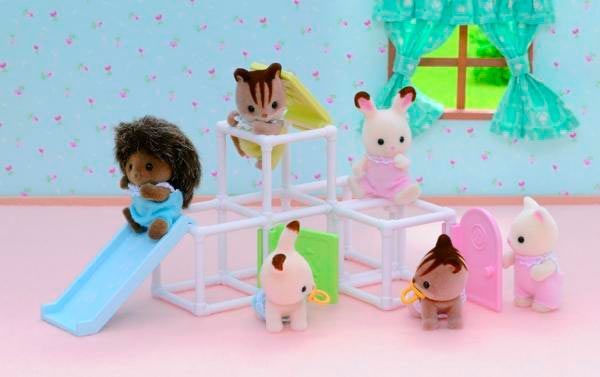 Игровой набор Sylvanian Families Спортивный уголок 