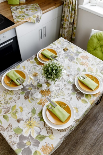 Скатерть Цветок зеленый 133x180 см La Nuit 