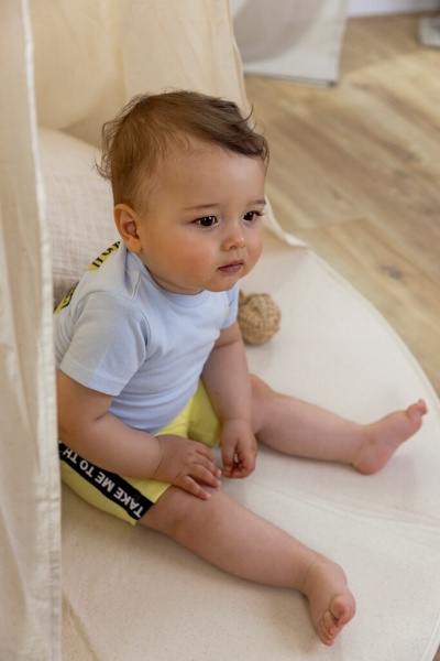 Шорты для мальчиков Dirkje р.80 желтый T46578-35 