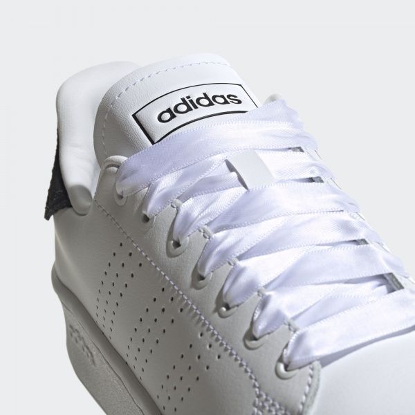 Кроссовки Adidas ADVANTAGE BOLD EF1034 р.5,5 белый