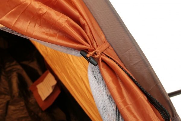 Палатка FDT-1101 туристическая 2-х местная 205х150х105 см оранжевый