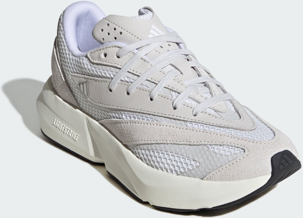 Кроссовки женские Adidas LIGHTBLAZE CRYWHT/FTWWHT/GREONE JH6958 р.38 белые