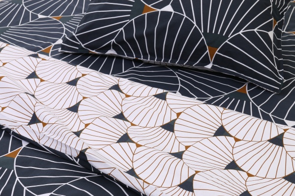 Комплект постельного белья Calais полуторный темно-синий Today (без простыни)