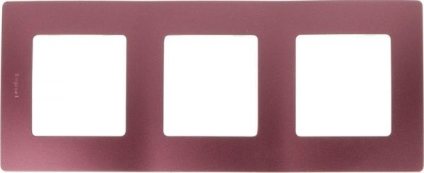 Рамка трехместная Legrand Etika универсальная сливовый 672563