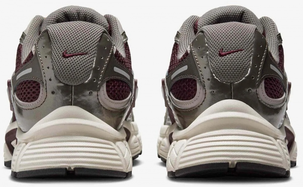 Кросівки Nike NIKE V5 RNR HJ5228-600 р.44