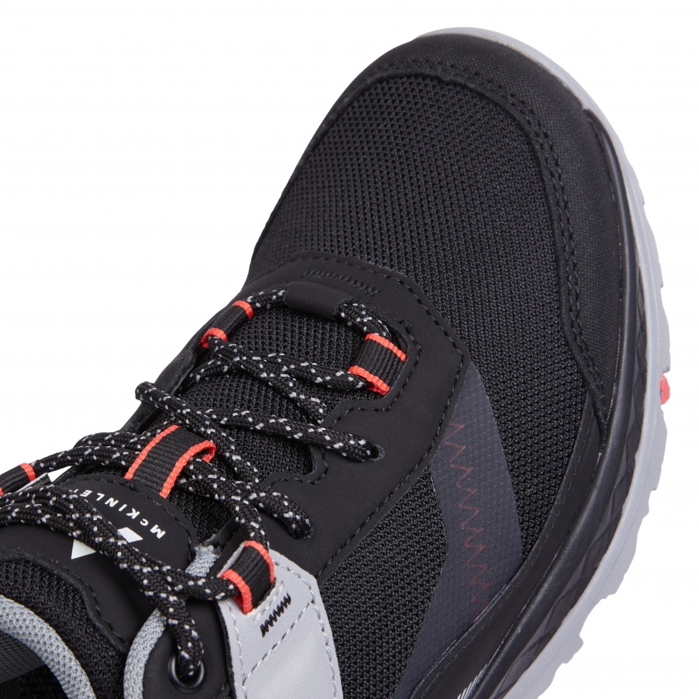 Кросівки жіночі McKinley Kona VI AQX W 430226-901057 р.37 чорні