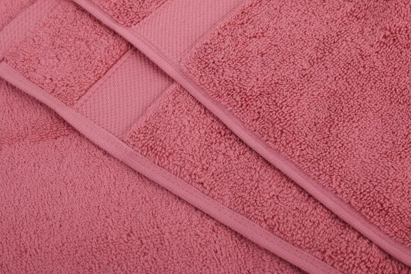 Рушник махровий з бордюром 50x90 см рожевий La Nuit 