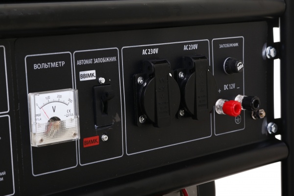 Электрогенераторная установка Compass 5 кВт / 5,5 кВт C5500E бензин