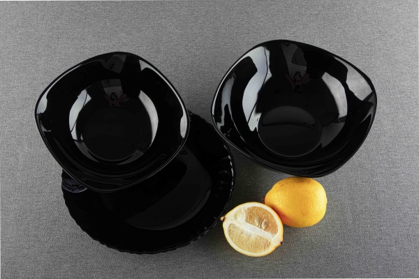 Тарелка десертная Black Square 21,5 см Vittora