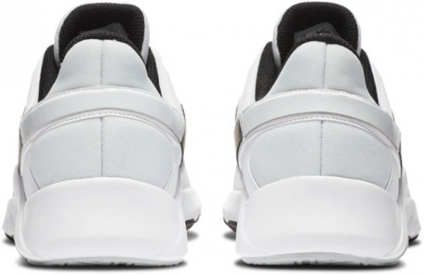 Кросівки Nike Nike Legend Essential 2 CQ9356-002 р.US 13 білий