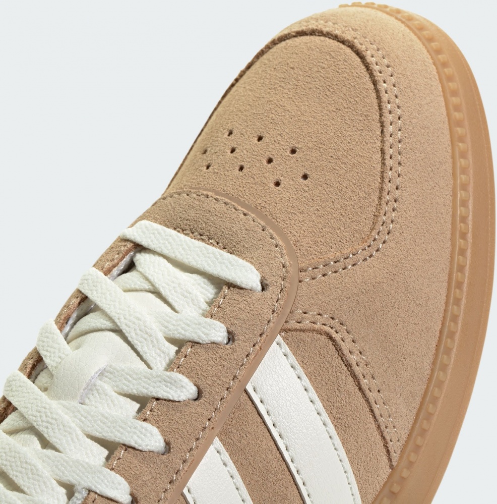 Кросівки жіночі Adidas BREAKNET SLEEK WARSAN/CWHITE/GUM3 IH1370 р.41 1/3 бежеві