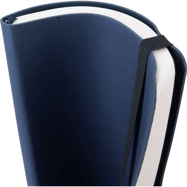 Щотижневик 2021 Partner Soft А5- темний синій Axent 46574