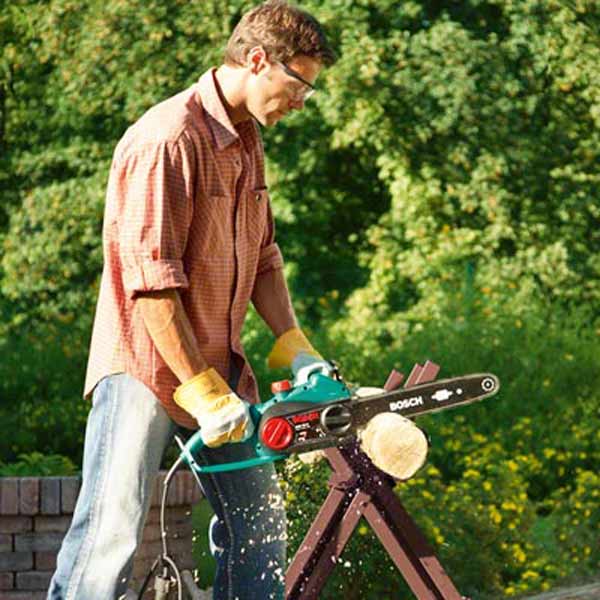 Електропила Bosch AKE 40 S