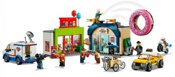 Конструктор LEGO City Открытие магазина пончиков 60233