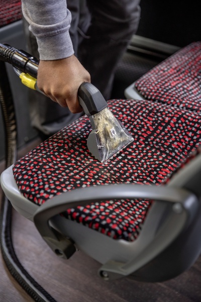 Пилосос Karcher Puzzi 8/1 1.100-240.0