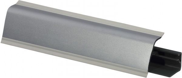 Плинтус LuxeForm L2004 4200x1x1 мм алюминий меджик