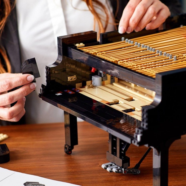 Конструктор LEGO Ideas Рояль 21323