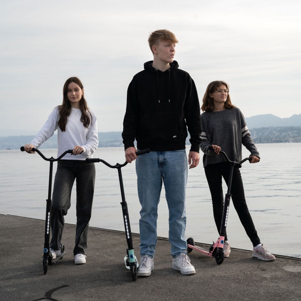 Самокат Micro Sprite Deluxe рожевий неоновий SA0229 