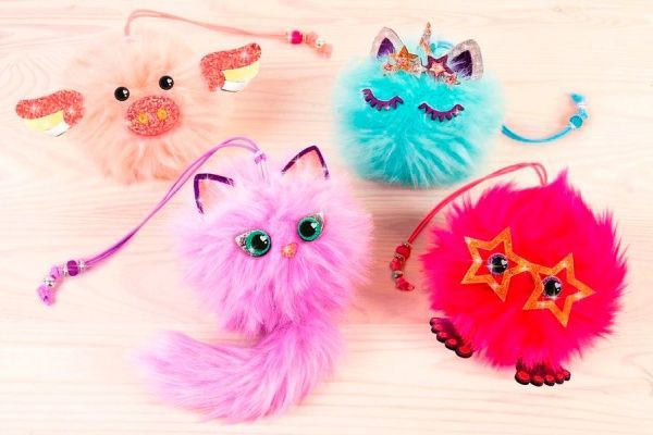 Набор Make it Real для создания помпонов Обнимашки MR1409