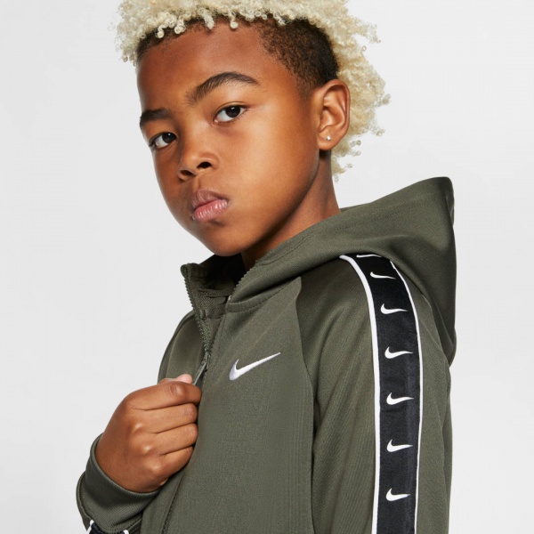 Джемпер Nike B NSW FZ HOODY PK SWOOSH TAPE CV1334-325 р. L зелений