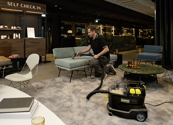 Пилосос Karcher Puzzi 8/1 Anniversary Edition 1.100-248.0