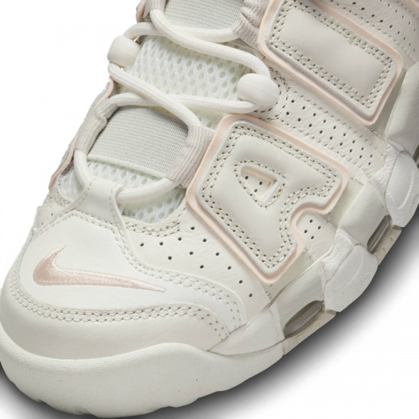 Кросівки Nike W AIR MORE UPTEMPO DV1137-101 р.36,5 бежевий