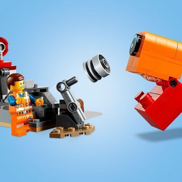 Конструктор LEGO Movie Трехколесный велосипед Эммета 70823