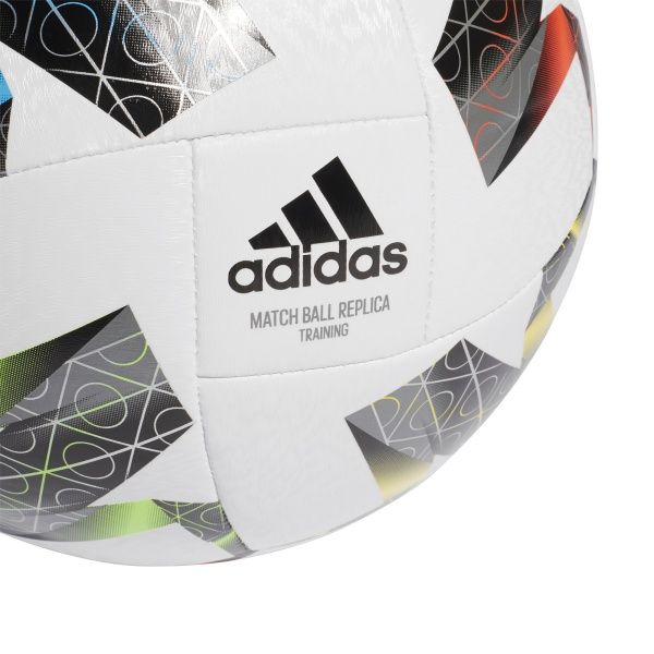 Футбольный мяч Adidas р. 5 FS0204