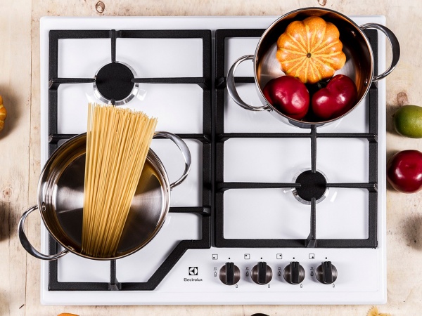 Варочная поверхность Electrolux GPE263MW