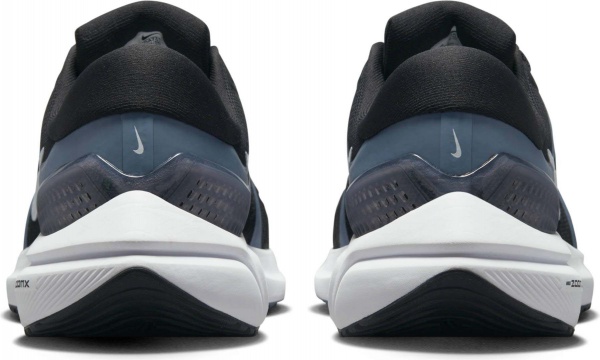 Кроссовки Nike AIR ZOOM VOMERO 16 DA7245-010 р.44 черный