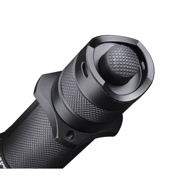 Фонарик Fenix РУЧНОЙ FD41 С АККУМУЛЯТОРОМ