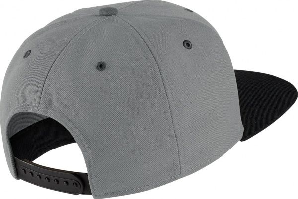 Кепка Nike U NK PRO CAP SWOOSH CLASSIC 639534-073 OS серый