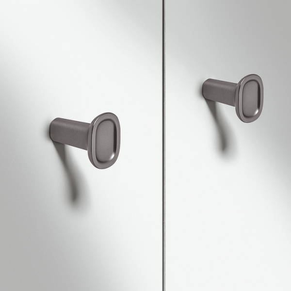 Меблева ручка кнопка Hafele d24 h29 мм на один отвір мм 106.70.371 матовий нікель