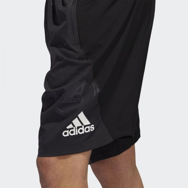 Шорти Adidas DAILY PRESS SHO DZ7400 р. L чорний