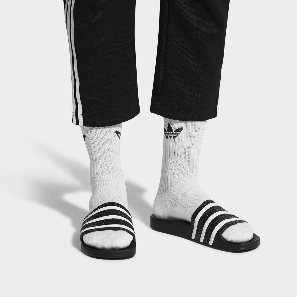 Тапочки Adidas ADILETTE 280647 р.46 черный