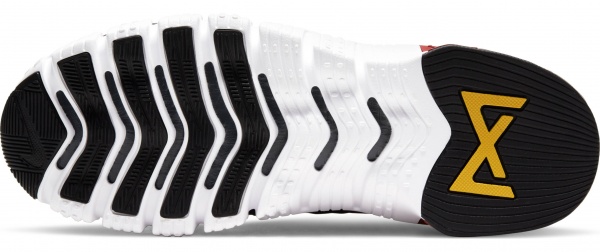 Кроссовки Nike Free Metcon 4 DJ3015-016 р.US 11 черно-красный