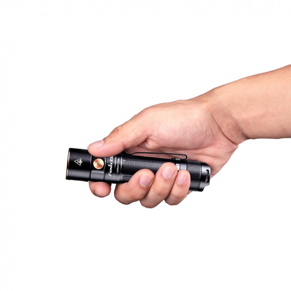 Ліхтарик Fenix РУЧНИЙ E35 V3.0. 3000лм, 240м чорний