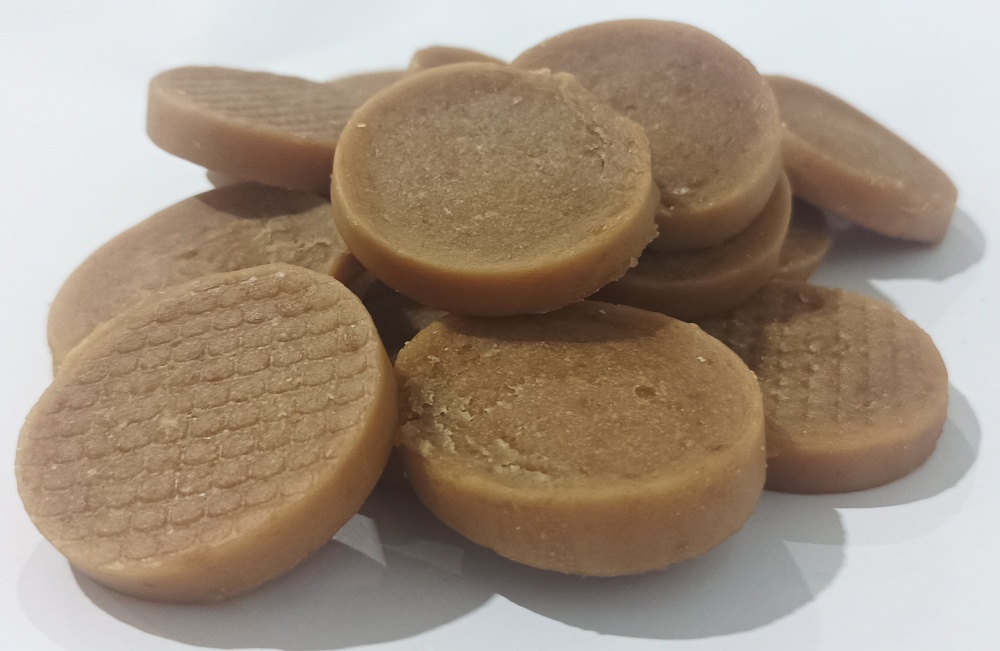 Лакомство Topsi Медальоны из куриного мяса 100 г