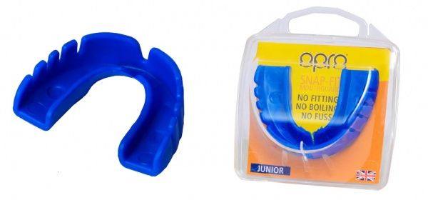 Капа Opro Junior Snap-Fit 002143009 р. універсальний 