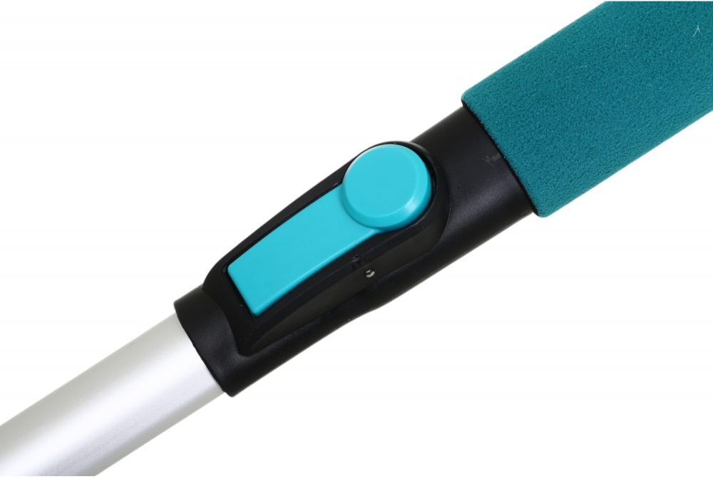 Телескопическая щетка Auto Assistance Proline з повор. механ., скребком та водозгоном, 108-160см