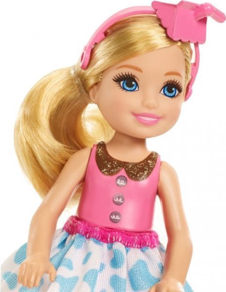 Игровой набор Barbie Челси с друзьями из Свитвиля FDJ09