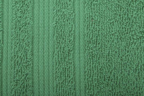 Рушник зі смужками 70x140 см зелений Home Line 